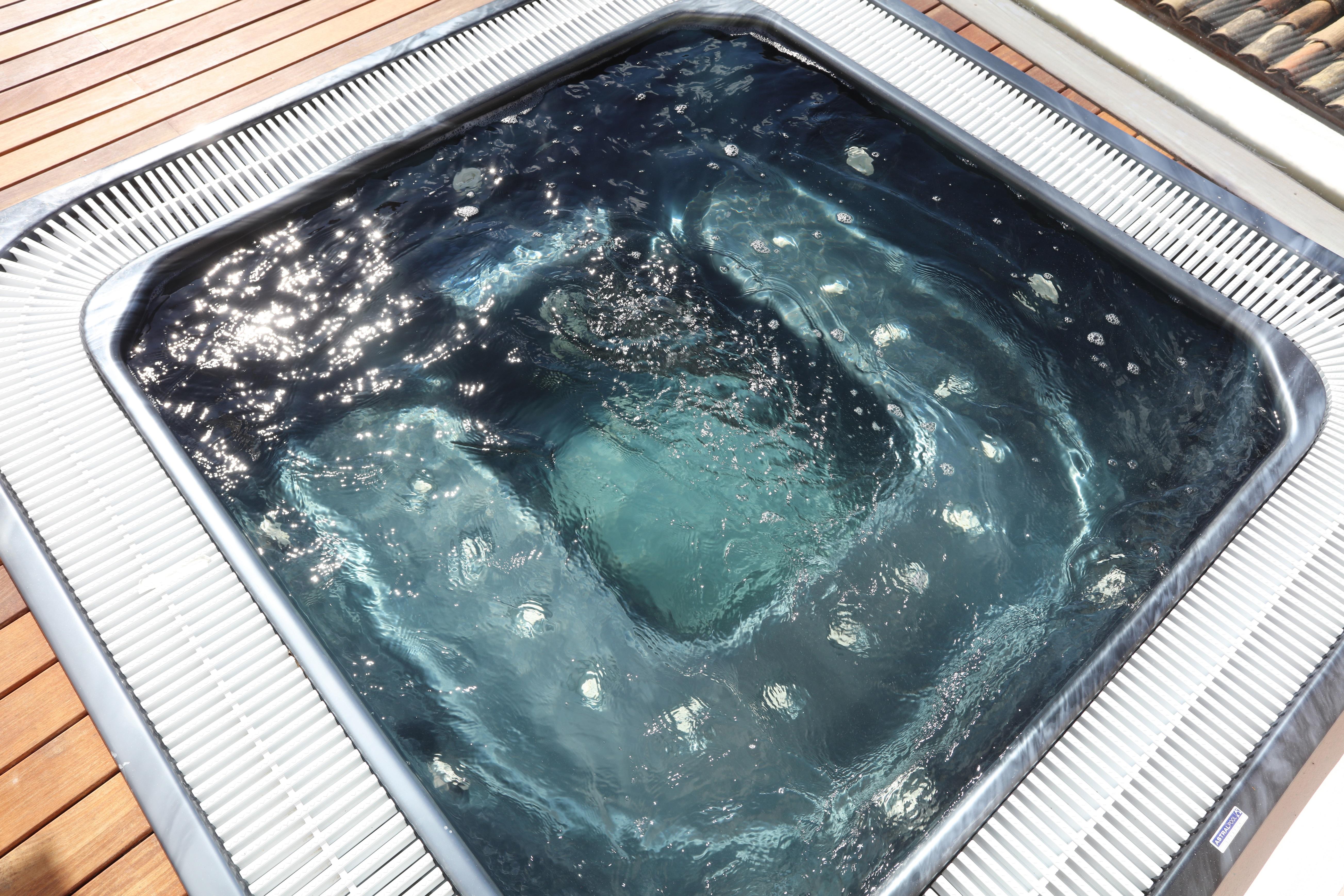 Bo Hotel Palma מראה חיצוני תמונה Hot tub